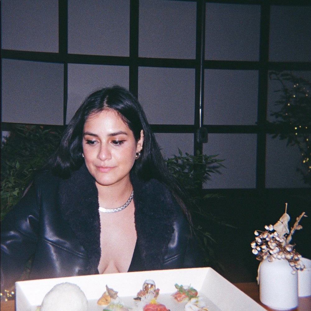 Meet your Posher, Alicia